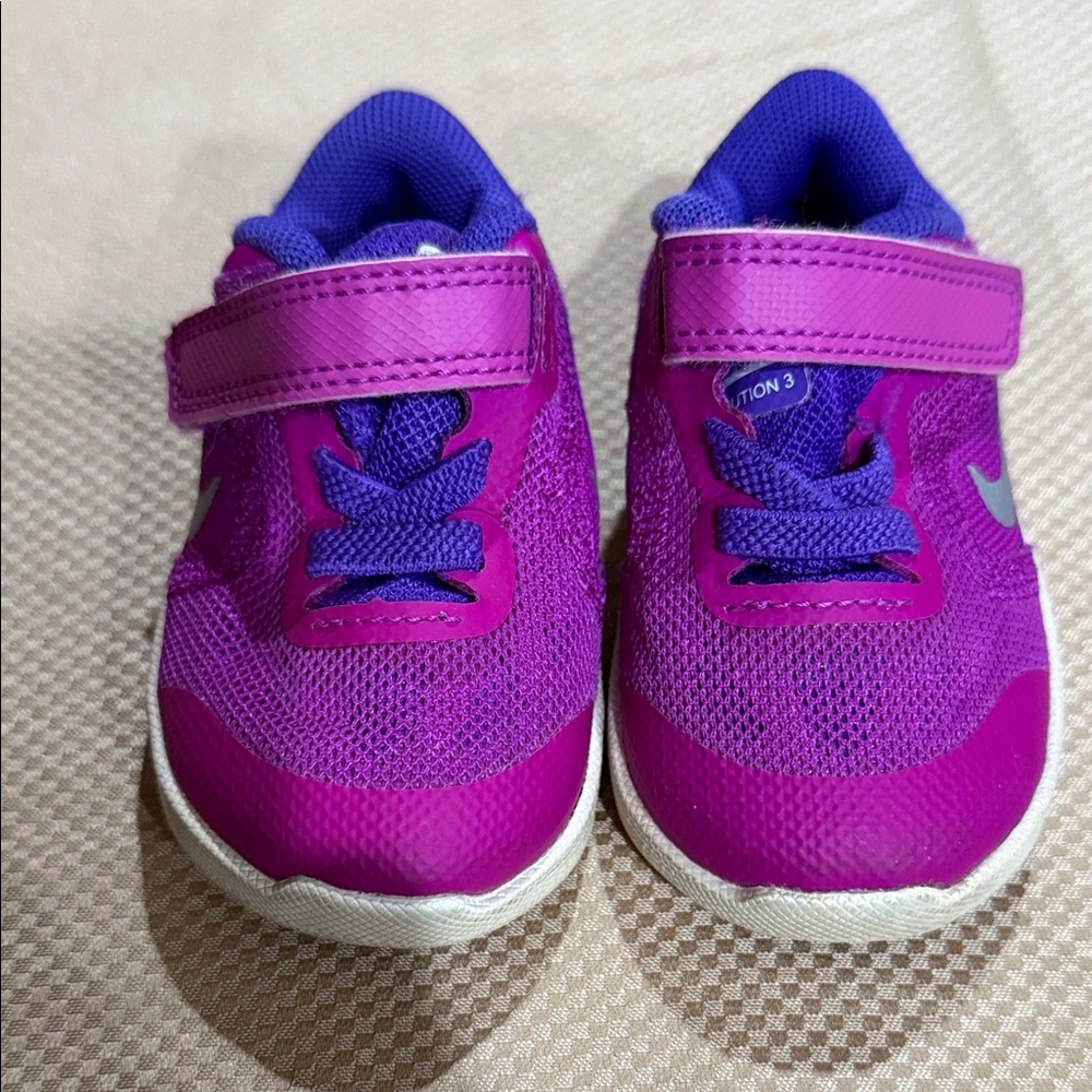 Kids Purple Nike Athletic Shoes size 3c